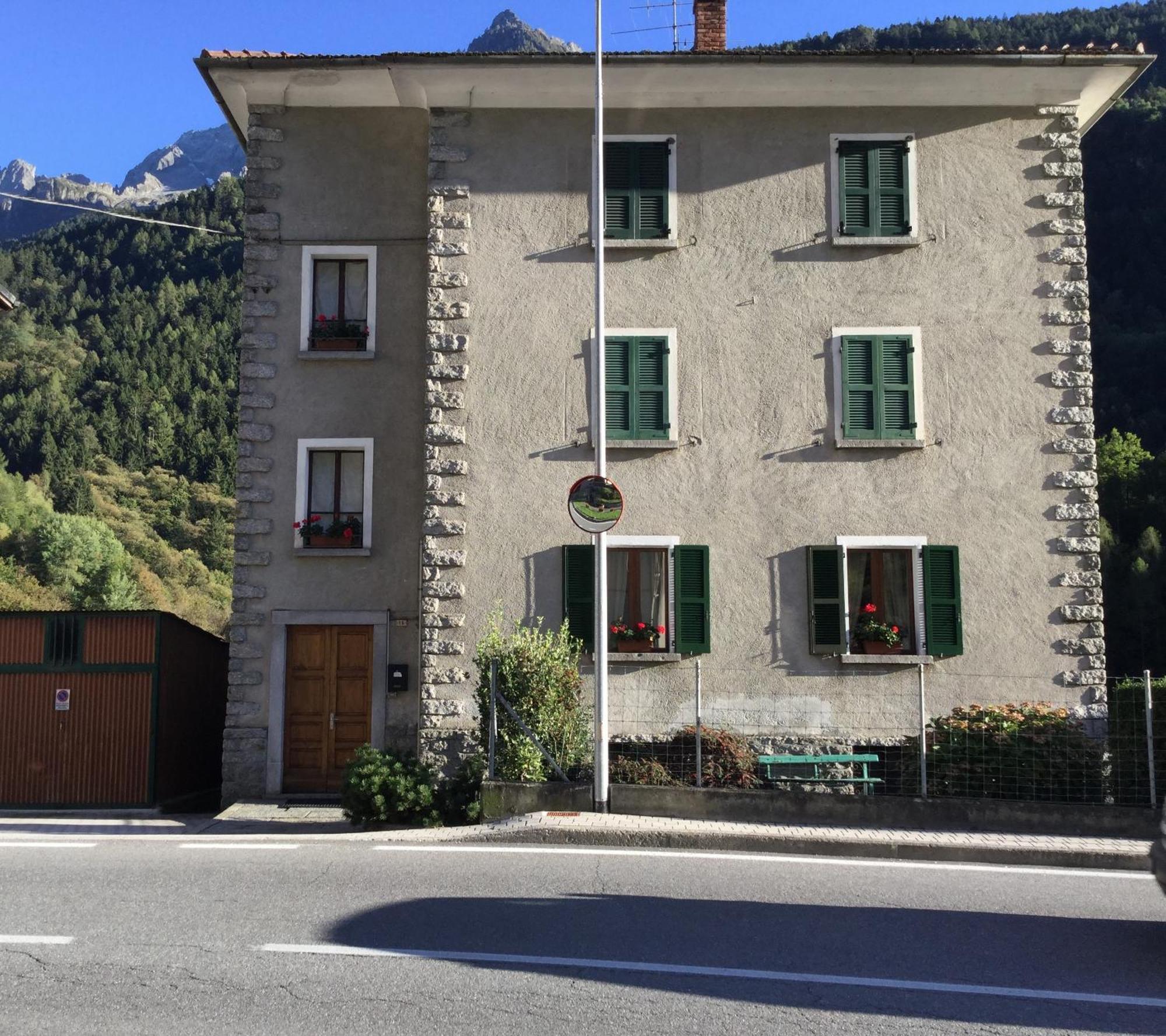 Charlotte Casa Vacanze Villa di Chiavenna Buitenkant foto